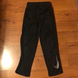 Boys Nike, dry for athletic pants, 5/S